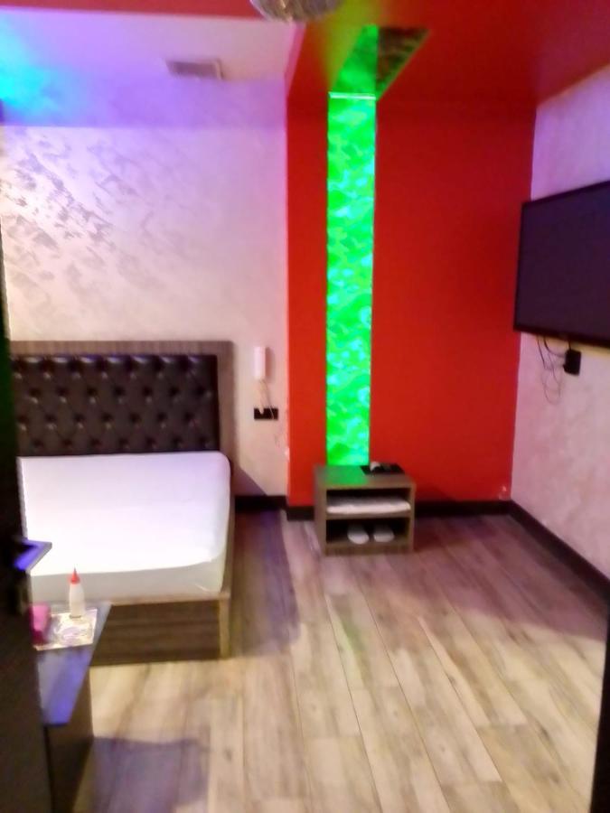 Planet Hotel Jerevan Eksteriør billede